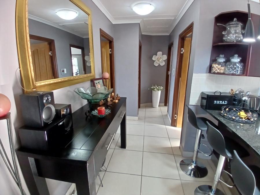3 Bedroom Property for Sale in Seemeeu Park Western Cape